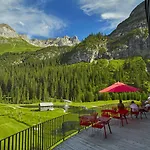 Roggal Szálloda Lech am Arlberg