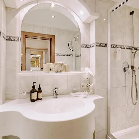 호텔 Roggal 레흐암 아르베르크