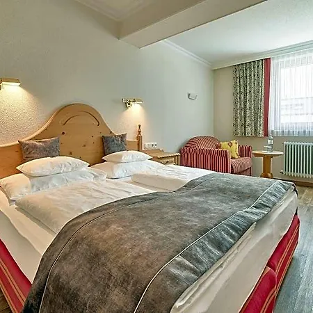Hotel Roggal 4*