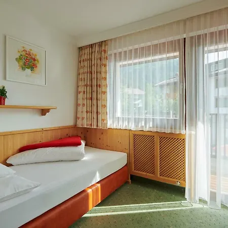 Roggal Hotel Lech am Arlberg